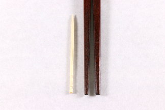 木曽檜箸の先端